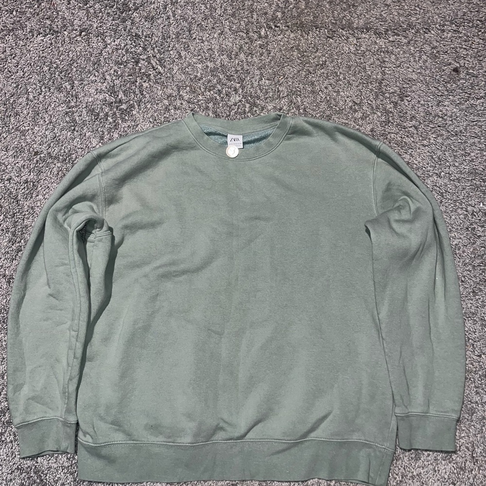 ZaraMen's Green Crewneck Sweater